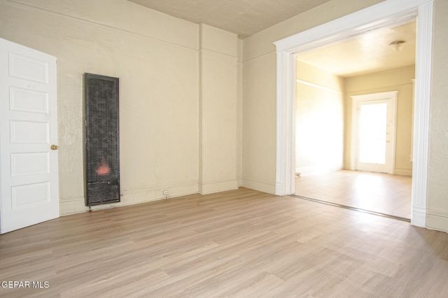 1419 WYOMING Avenue, El Paso, TX 79902