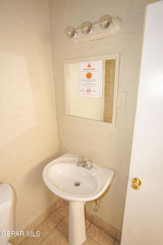 1419 WYOMING Avenue, El Paso, TX 79902