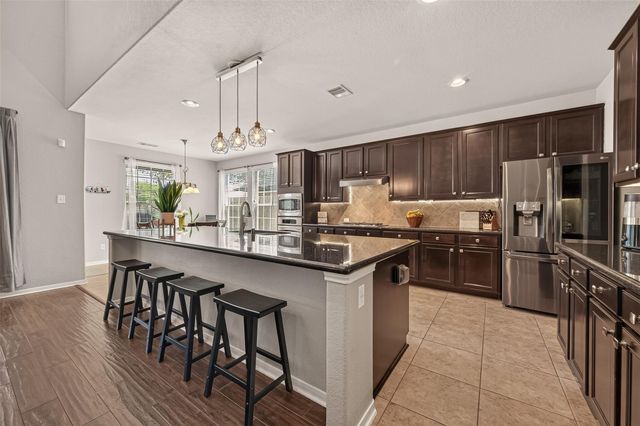 3301 Sequoia Lake Trail, Pearland, TX 77581