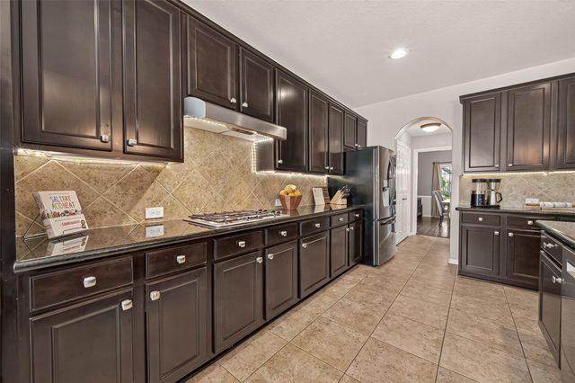 3301 Sequoia Lake Trail, Pearland, TX 77581