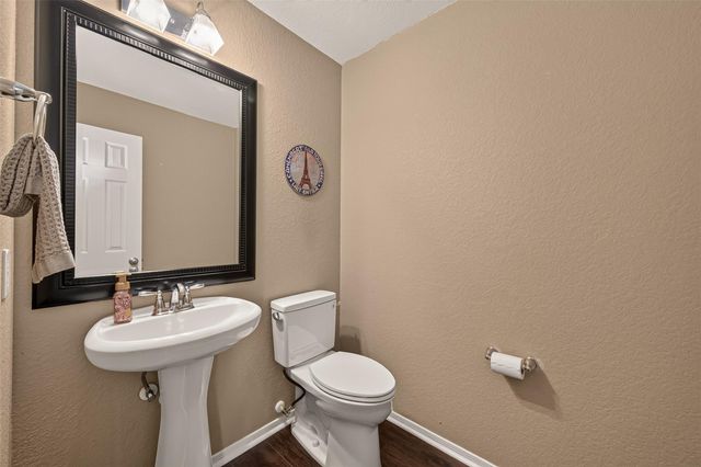 3301 Sequoia Lake Trail, Pearland, TX 77581