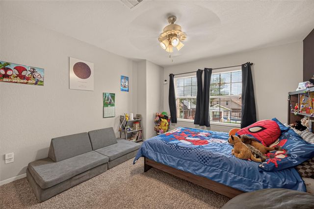 3301 Sequoia Lake Trail, Pearland, TX 77581