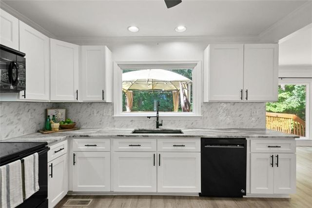 2316 Fripp Overlook NW, Acworth, GA 30101