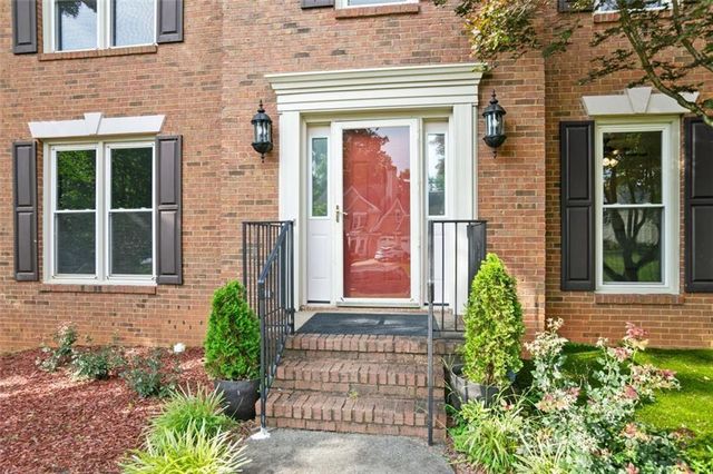 2316 Fripp Overlook NW, Acworth, GA 30101