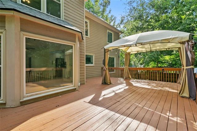 2316 Fripp Overlook NW, Acworth, GA 30101