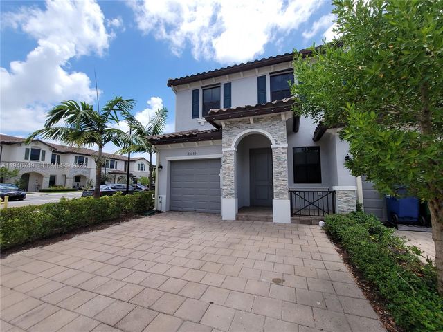 25039 SW 114th Ave, Homestead, FL 33032