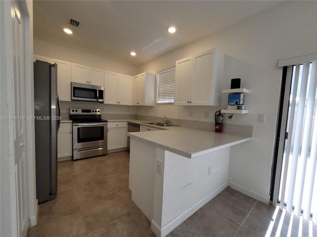 25039 SW 114th Ave, Homestead, FL 33032