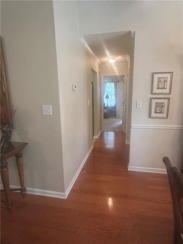 100 Avondale Circle, Newnan, GA 30265