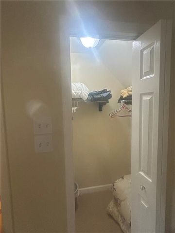 100 Avondale Circle, Newnan, GA 30265