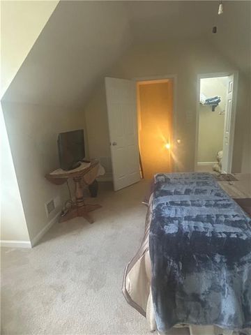 100 Avondale Circle, Newnan, GA 30265