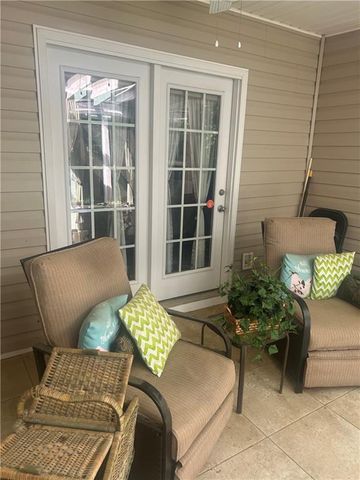 100 Avondale Circle, Newnan, GA 30265