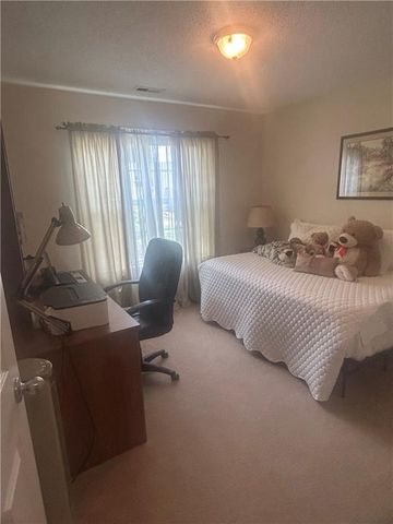 100 Avondale Circle, Newnan, GA 30265