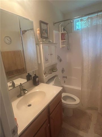 100 Avondale Circle, Newnan, GA 30265