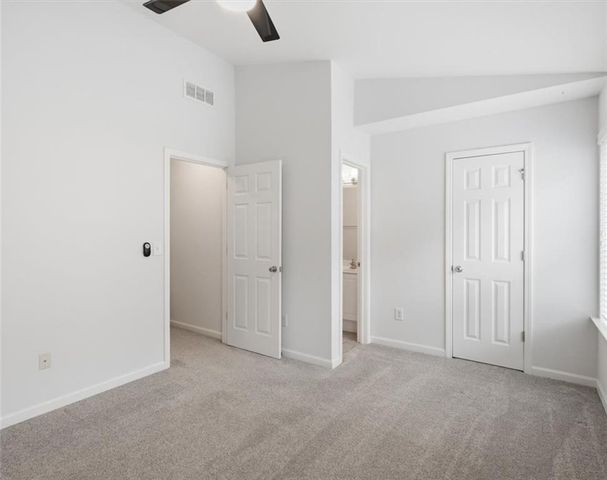 1057 Liberty Parkway NW, Atlanta, GA 30318