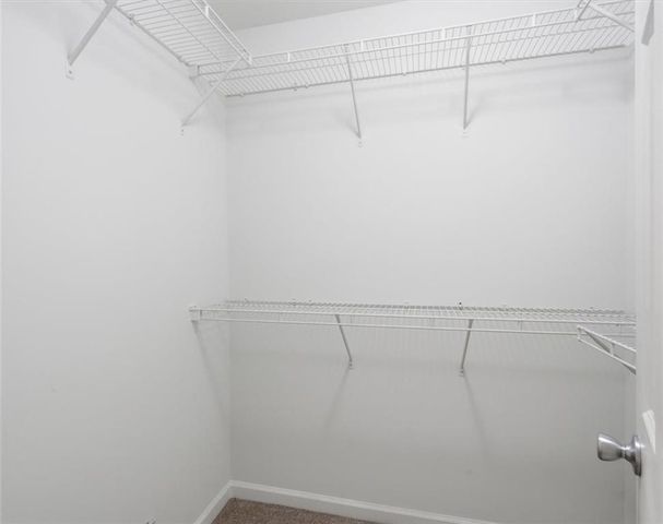 1057 Liberty Parkway NW, Atlanta, GA 30318