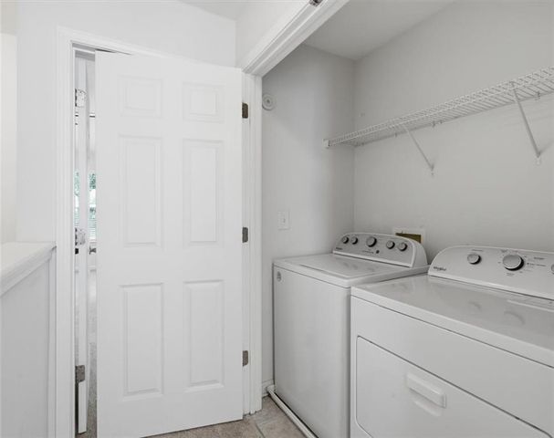 1057 Liberty Parkway NW, Atlanta, GA 30318