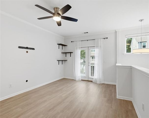 1057 Liberty Parkway NW, Atlanta, GA 30318