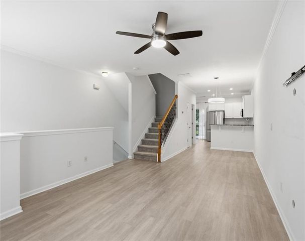 1057 Liberty Parkway NW, Atlanta, GA 30318
