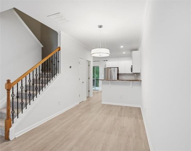 1057 Liberty Parkway NW, Atlanta, GA 30318