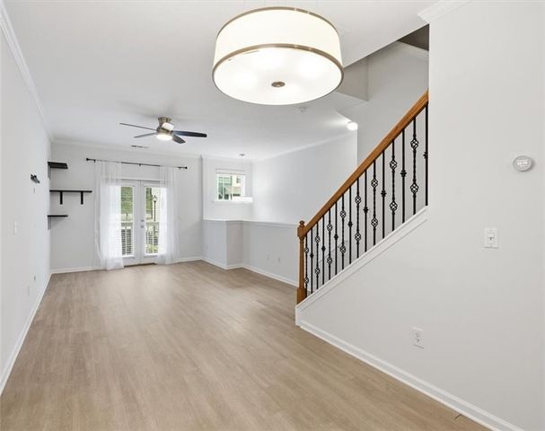 1057 Liberty Parkway NW, Atlanta, GA 30318