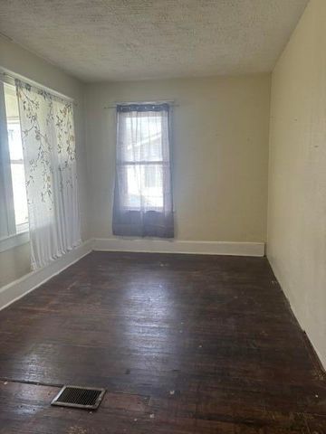 503 W 4th Street, Corbin, KY 40701