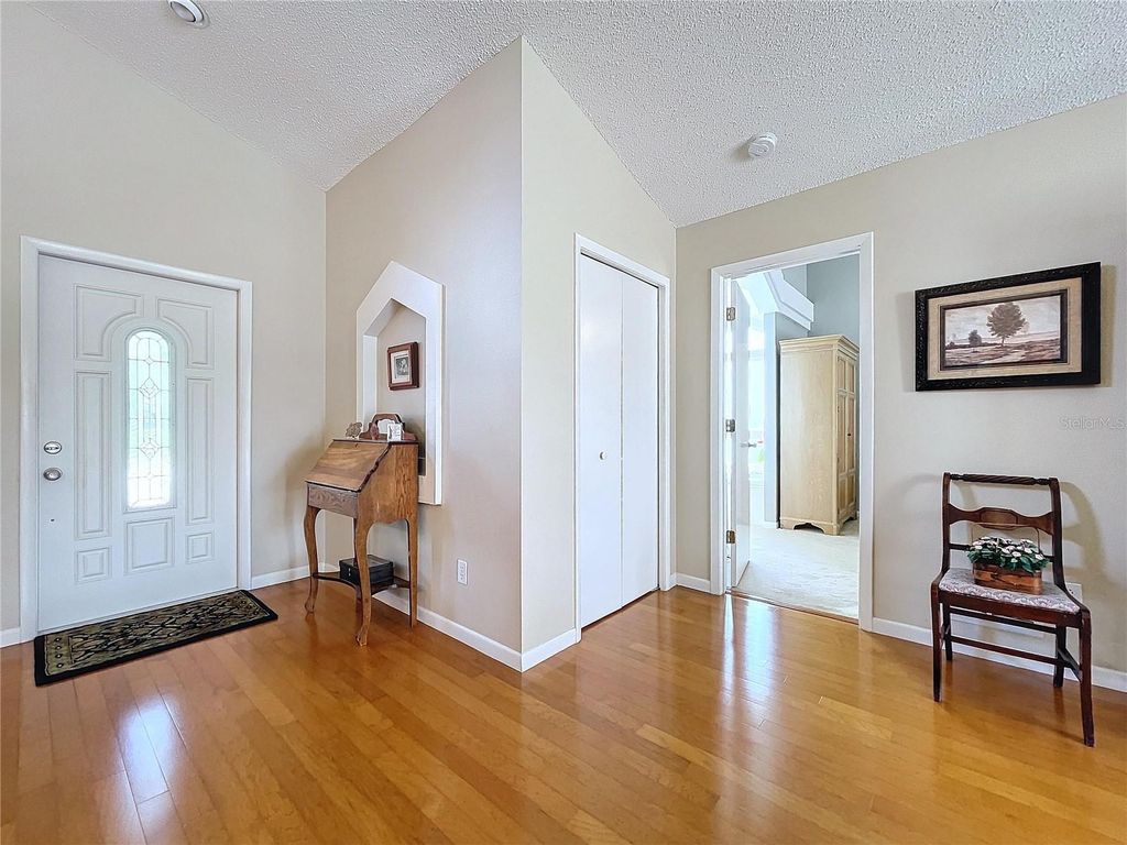 Image 11 of property listing at 7738 GRIMSBY LANE, New Port Richey, FL 34655