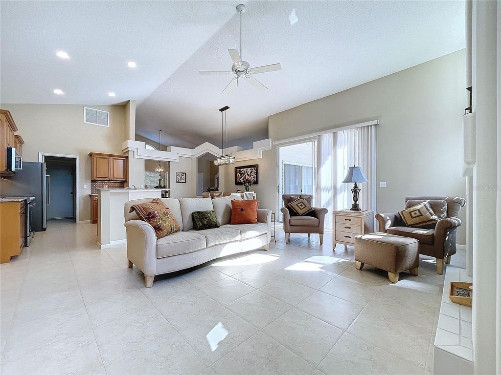 Image 17 of property listing at 7738 GRIMSBY LANE, New Port Richey, FL 34655