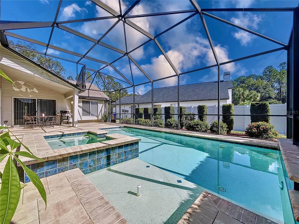 Image 5 of property listing at 7738 GRIMSBY LANE, New Port Richey, FL 34655