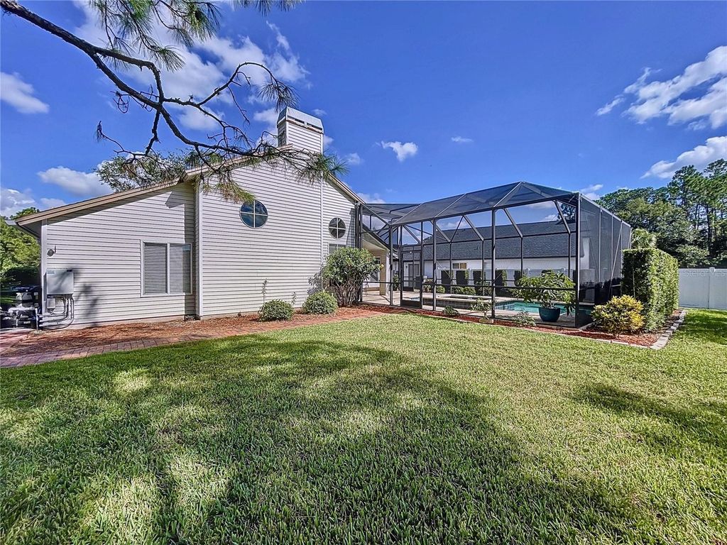 Image 6 of property listing at 7738 GRIMSBY LANE, New Port Richey, FL 34655