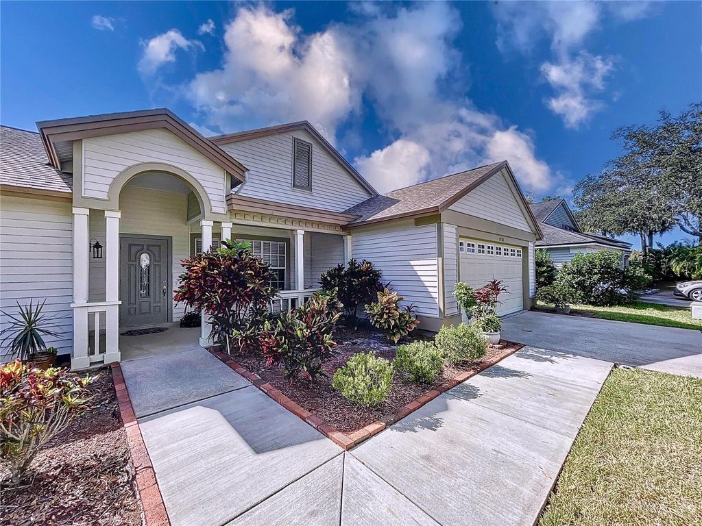 Image 10 of property listing at 7738 GRIMSBY LANE, New Port Richey, FL 34655