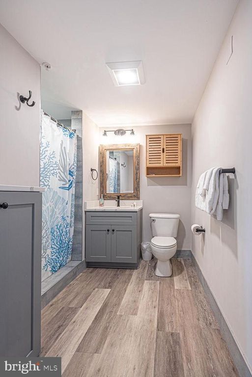 Image 16 of property listing at 18 41ST ST #103, Ocean City, MD 21842