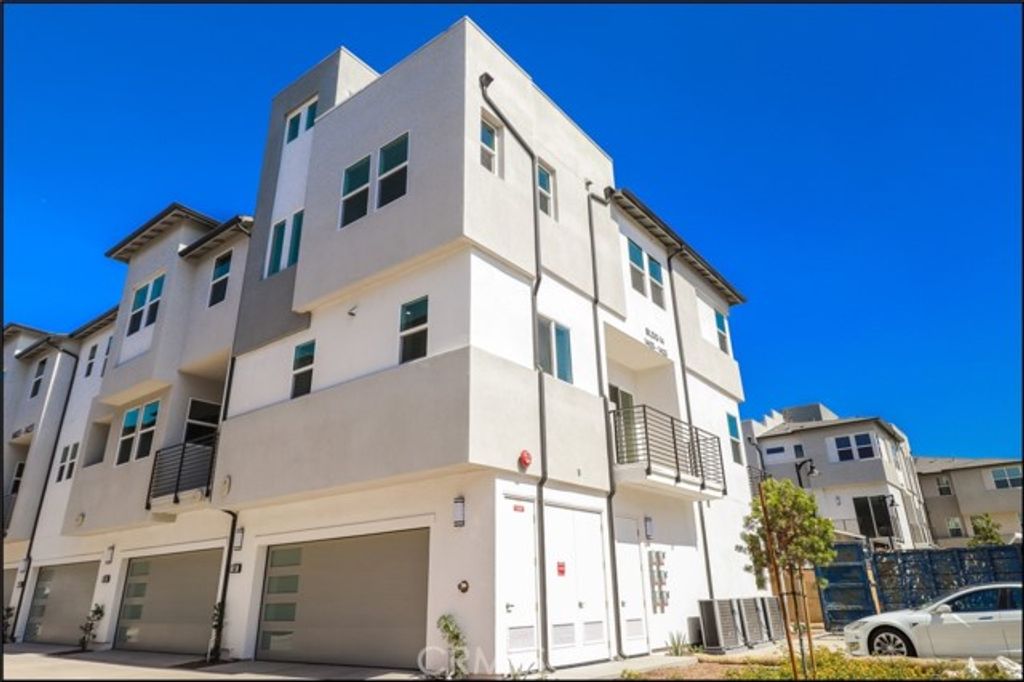 1403 W Cara Drive, Anaheim, CA 92805