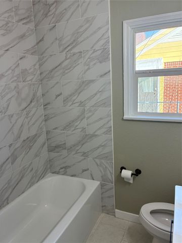 6329 Calmont Avenue, Fort Worth, TX 76116