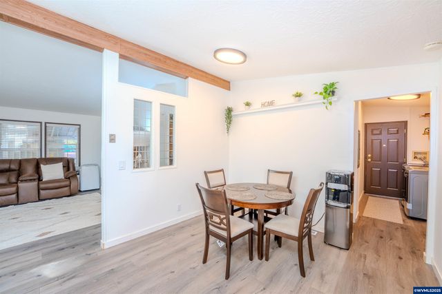 16688 Highway 99E Hwy NE 54, Woodburn, OR 97071