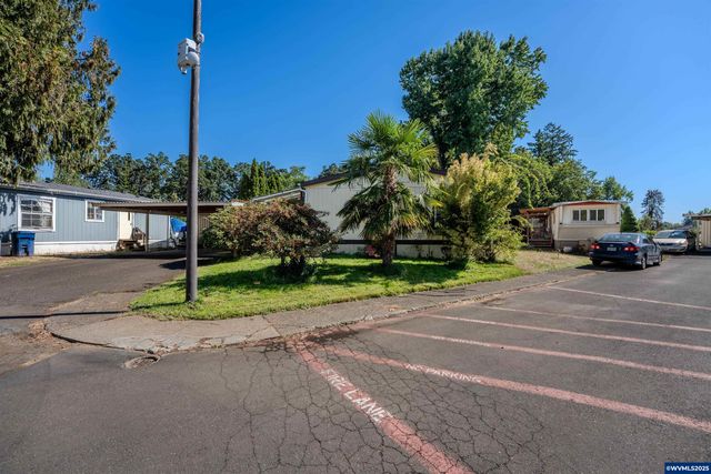 16688 Highway 99E Hwy NE 54, Woodburn, OR 97071