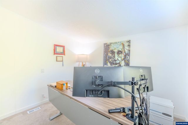 16688 Highway 99E Hwy NE 54, Woodburn, OR 97071