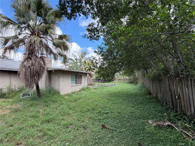 2828 FLORAL WAY, Apopka, FL 32703