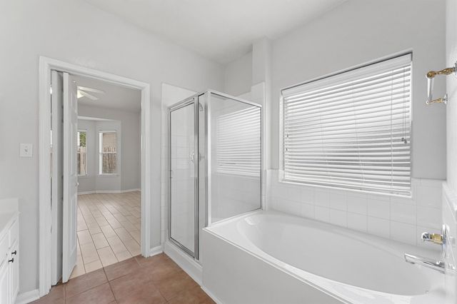 17206 Stonebridge Trail, Houston, TX 77095