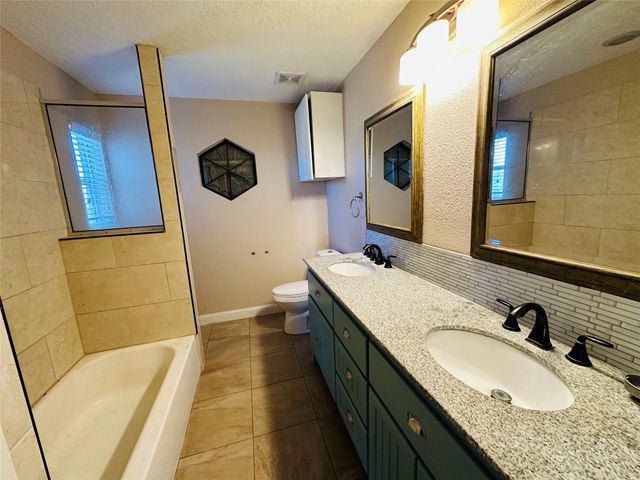 25417 Highway 6, Hempstead, TX 77445