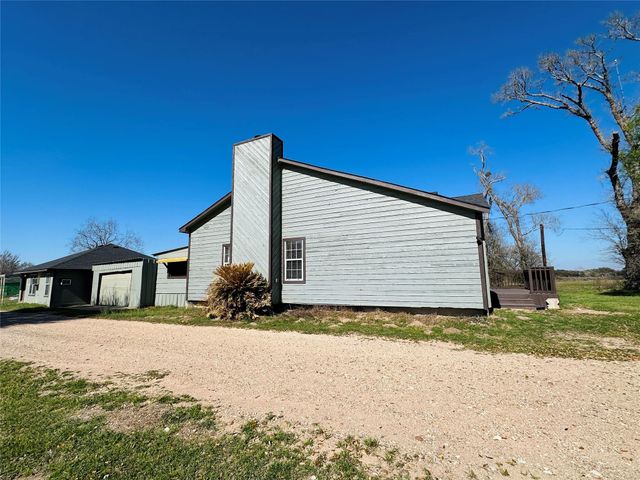 25417 Highway 6, Hempstead, TX 77445