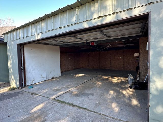 25417 Highway 6, Hempstead, TX 77445