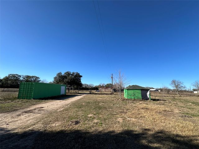 25417 Highway 6, Hempstead, TX 77445
