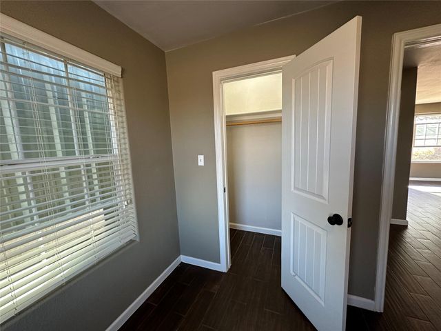 25417 Highway 6, Hempstead, TX 77445