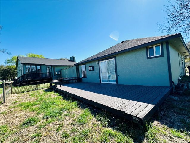 25417 Highway 6, Hempstead, TX 77445