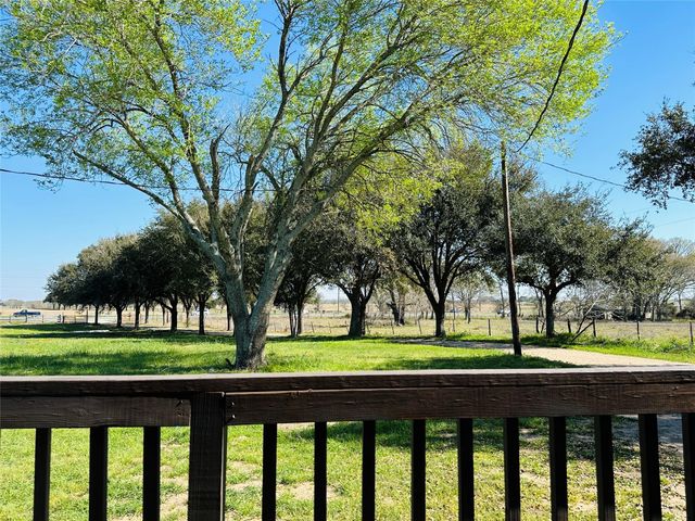 25417 Highway 6, Hempstead, TX 77445