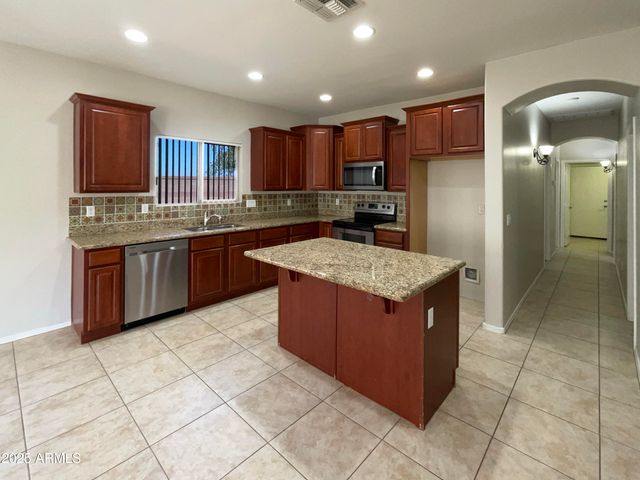 2773 E ANIKA Drive, Gilbert, AZ 85298