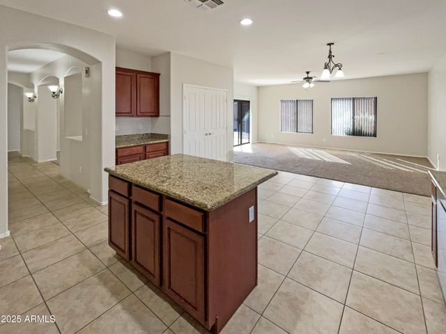 2773 E ANIKA Drive, Gilbert, AZ 85298