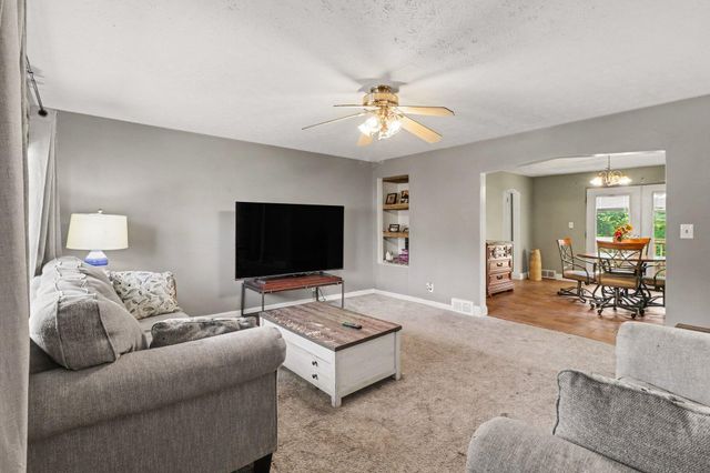 16 W Ridge Place, Newport, KY 41071