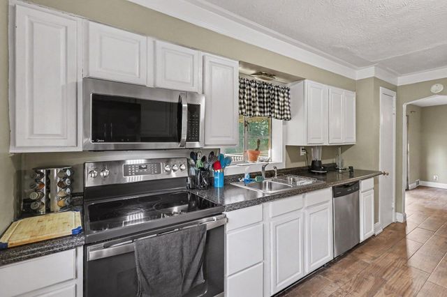 16 W Ridge Place, Newport, KY 41071