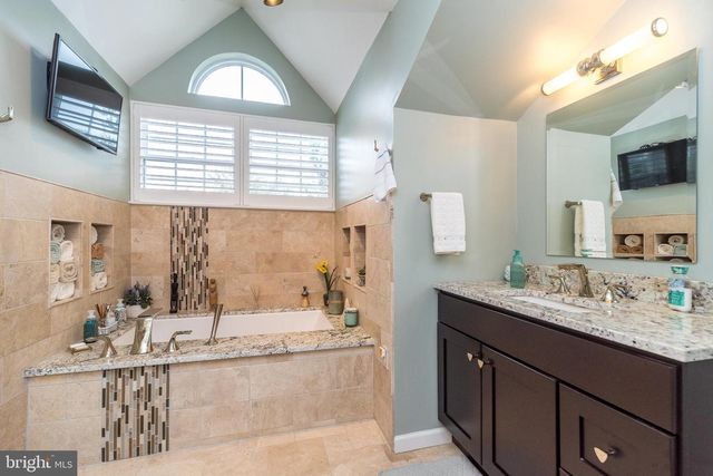 1000 CREEK DR, Ambler, PA 19002